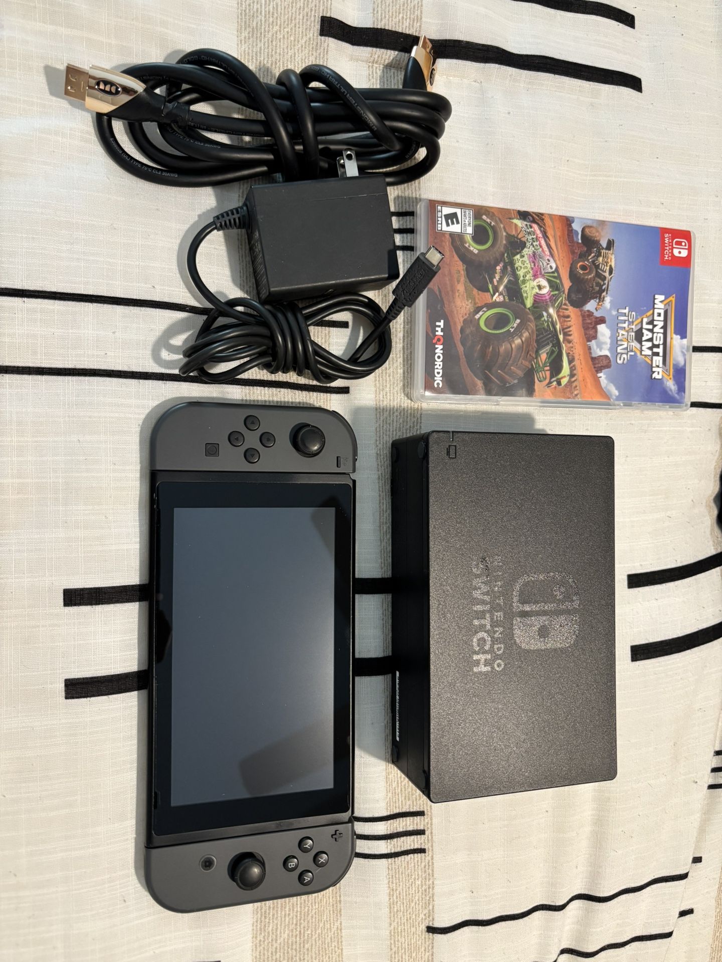 Like New Nintendo Switch V2