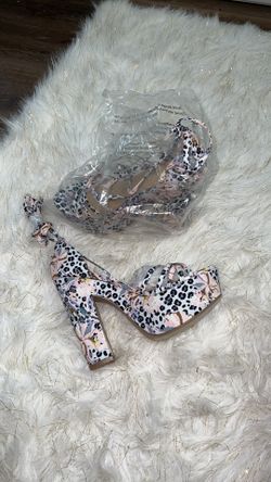 Cheetah Heels Lace Up 