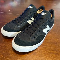 New Balance ‘212’ Shoes Black on White Size 8 Mens / Women’s 9.5 #NM2120GB