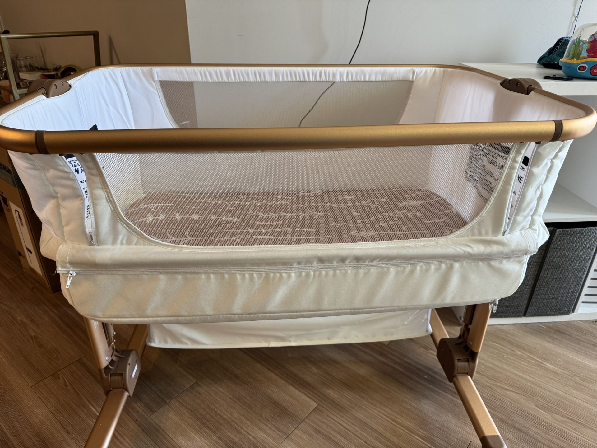 Bedside Bassinet With Travel Bag