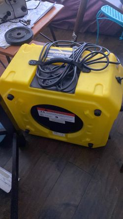 Air scrubber