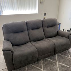 Reclining Sofa for sale -Adjustable comfort