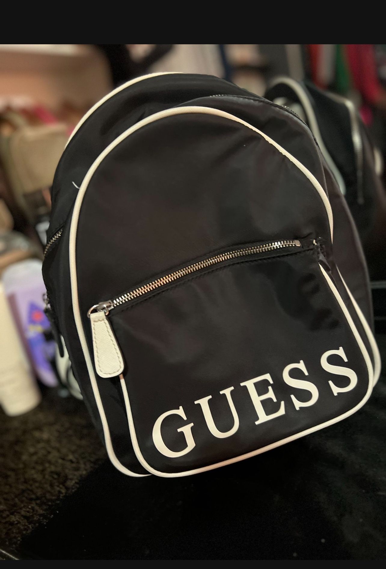 GUESS Backpack Medium / Mochila Guess