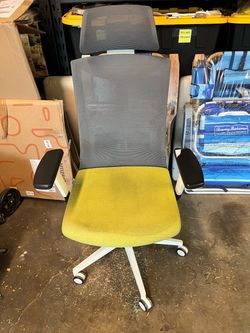 FREE - Office Chair