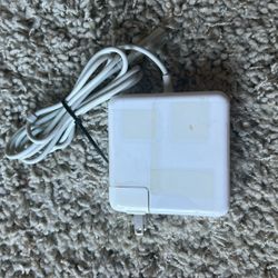 Apple MacBook Laptop Charger