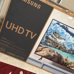 SAMSUNG UHD 55”TV