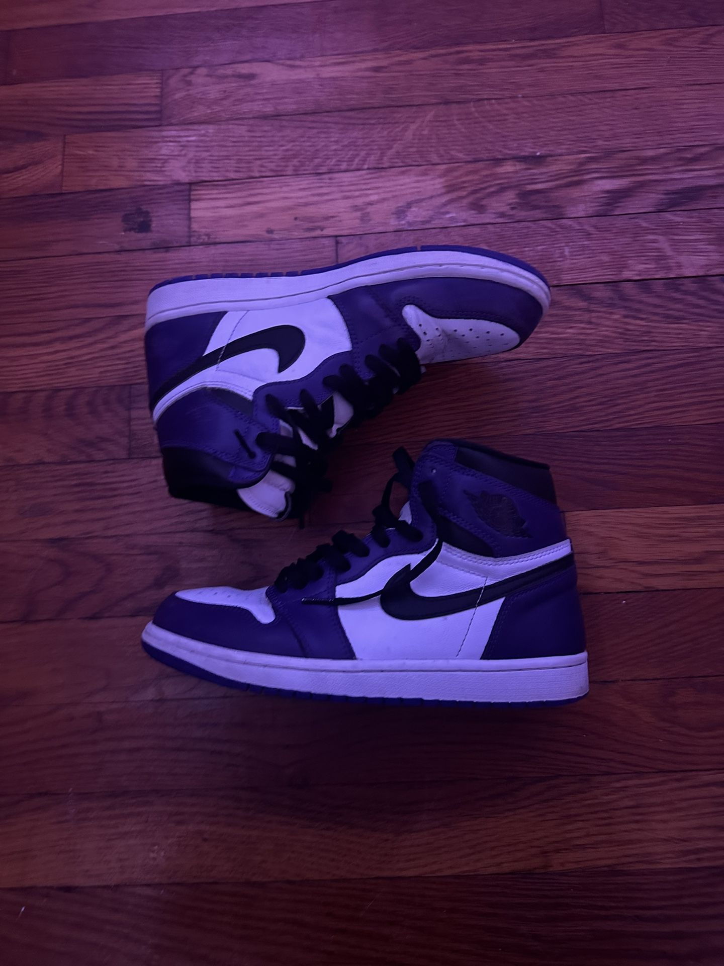 Air Jordan 1 Court Purple