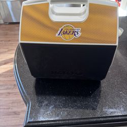 Igloo Lakers Cooler