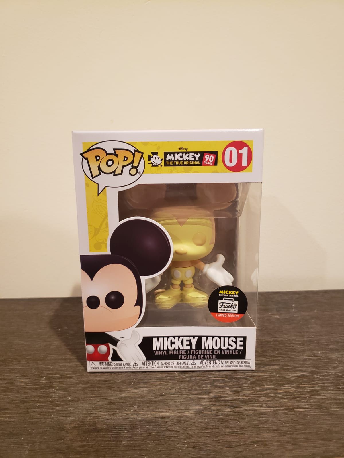 Funko POP! Disney's Mickey Mouse 90th Peaches