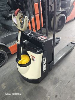 Electric Palet Jack Crown 