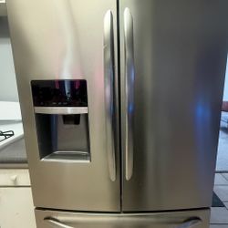 Refrigerator For Sale