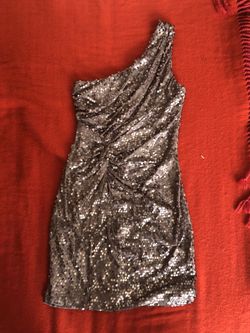 One shoulder sequined dress