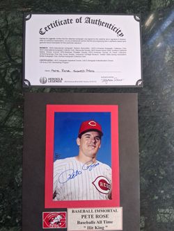 Signed Pete Rose 5x7 color photo matted to 8x10 w/coa