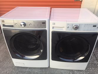 Kenmore washer and dryer electric set