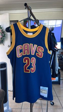 LeBron James #23 Cavaliers Mitchell & Ness Hardwood Classics Jersey