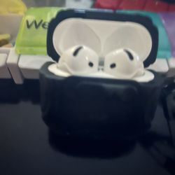 Apple Ear Buds And Case