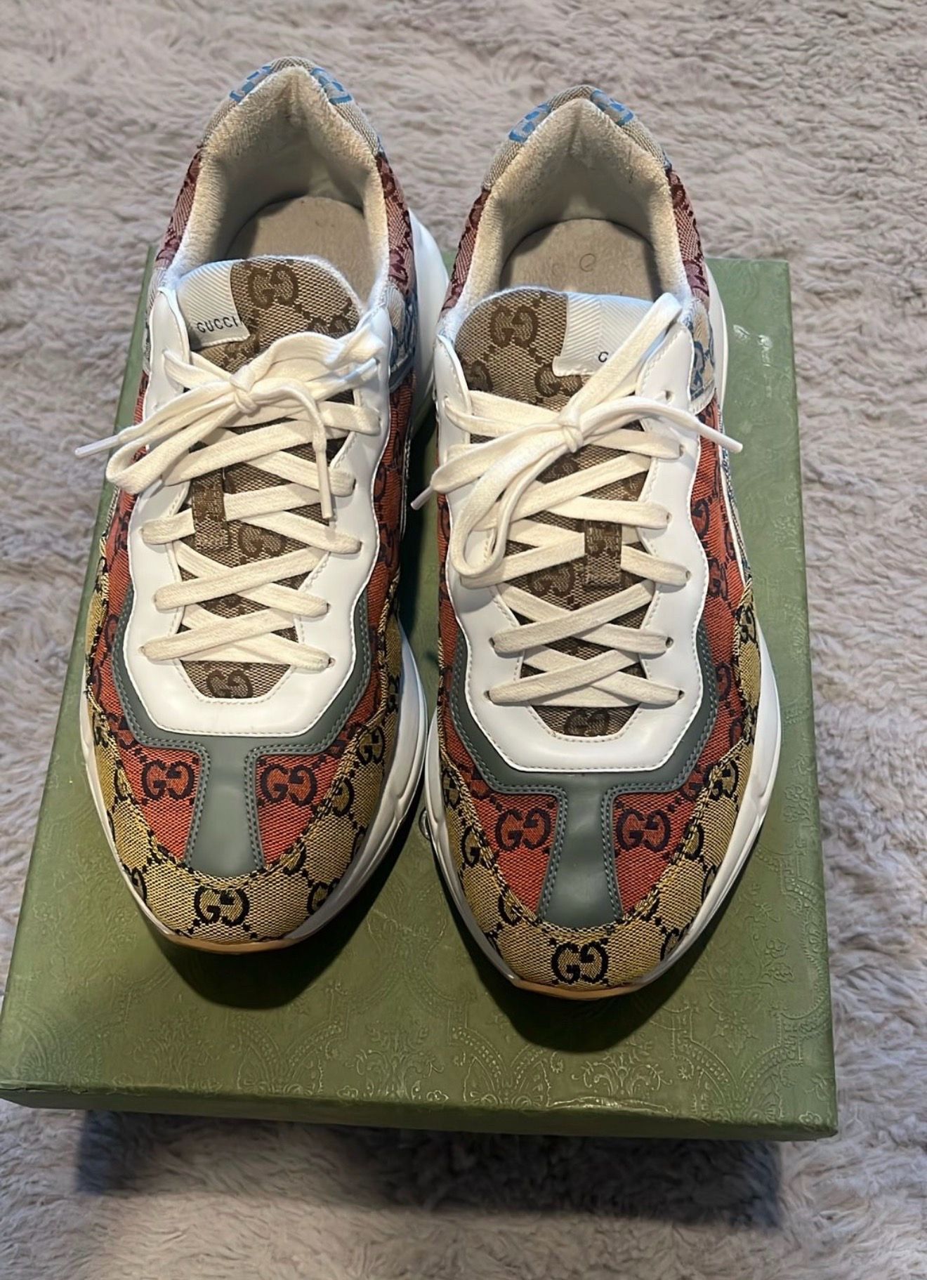 Gucci sneakers