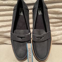 Toms Cara Leather Loafer Size 9