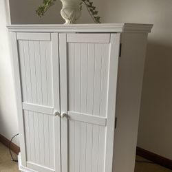 Corner Cabinet 