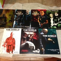 The Shield Complete Series DVD Michael Chiklis Walton Goggins Rampart LAPD