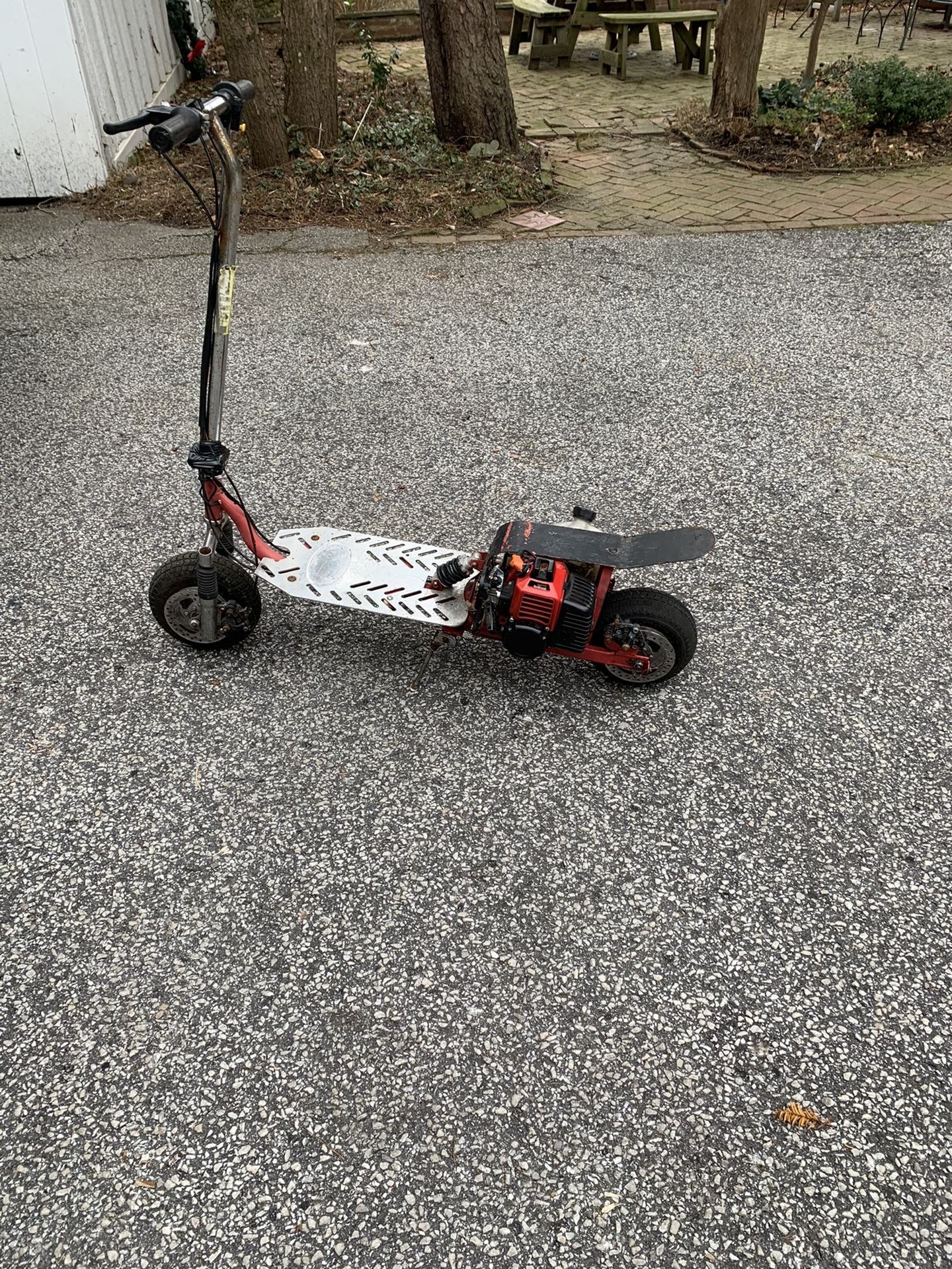 Gas scooter