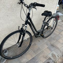 Trek 7200 Female Bike 26” Rims. 