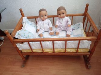 play vintage doll crib