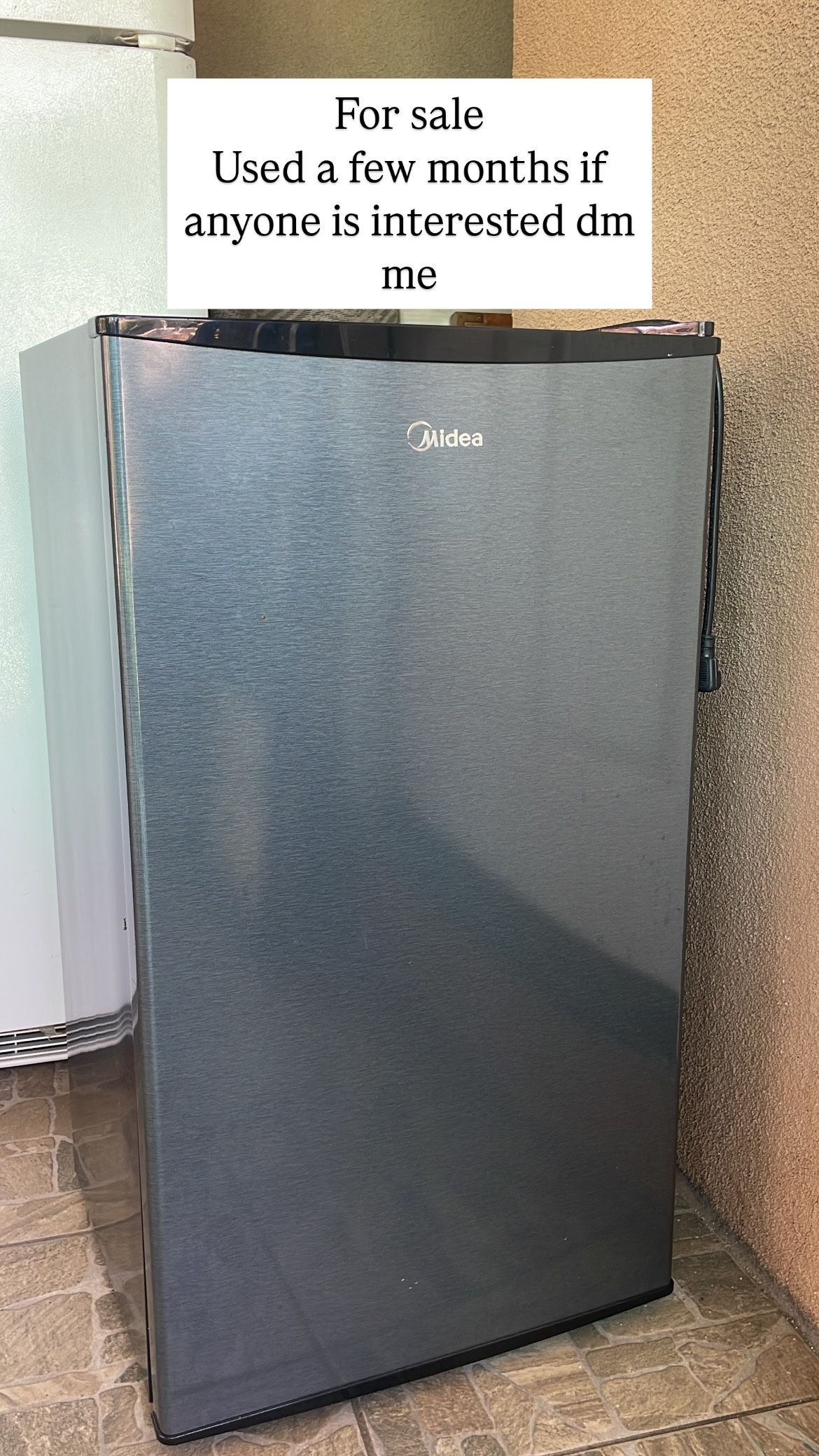 Mini Fridge 