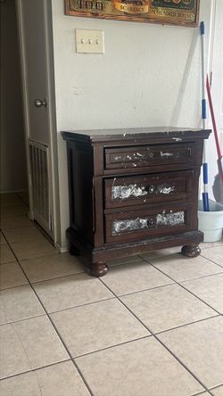 dresser