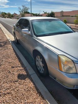 2008 Cadillac DTS runs and drives