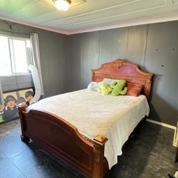 Queen solid wood with Matress