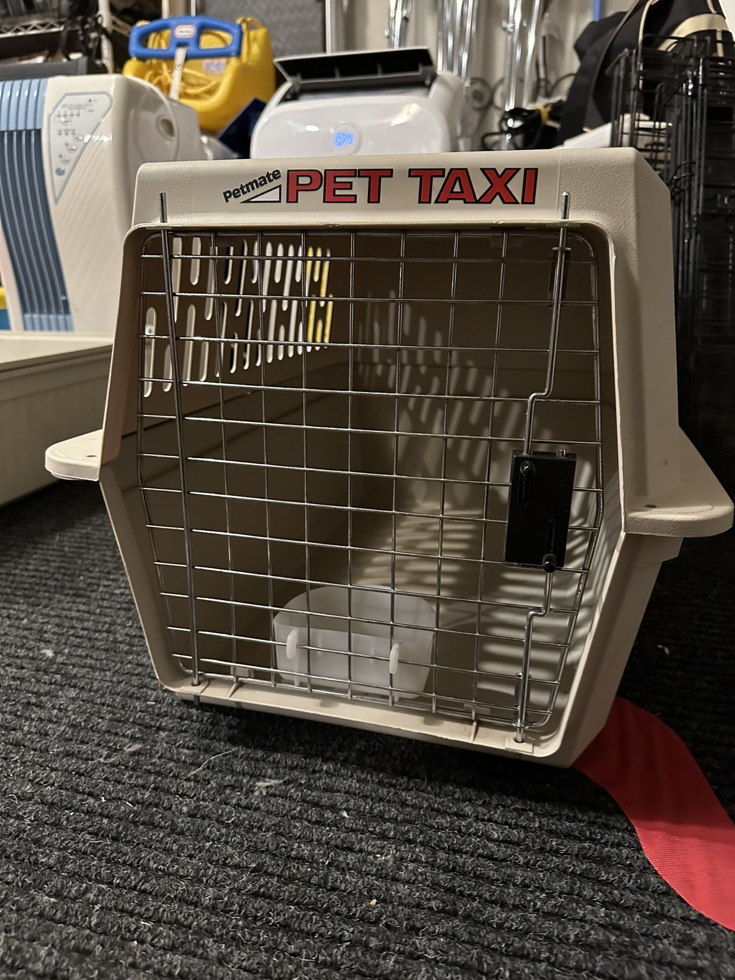 New Pet Taxi 21” x 14” x 13” Pet Carrier; Price Is Firm