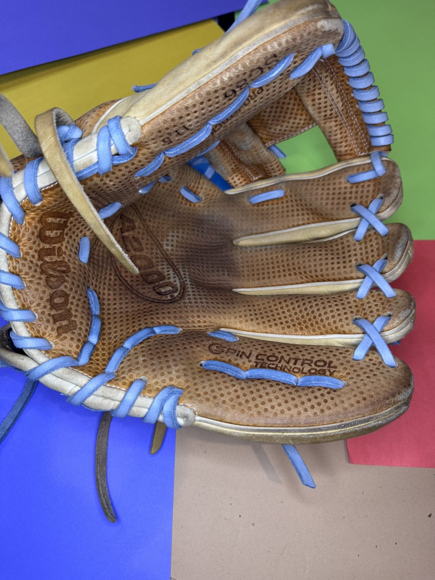 Wilson A2000 11.5” SC86