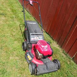 Troy Bilt  Self-Propelled  Lawn Mower 