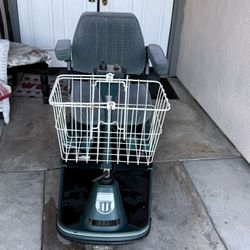 Peacemaker Electric Wheelchair 