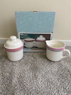 1990’s Treasure Craft Mirage Stoneware Sugar Bowl And Creamer With Lid