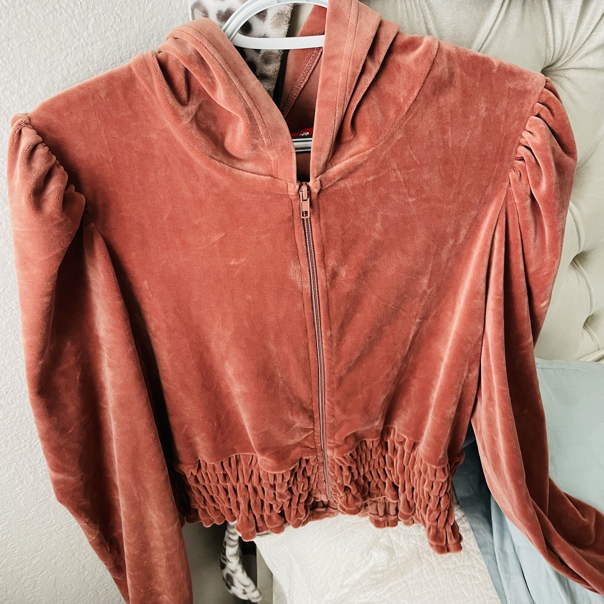 Soft New Velour Rose Short Stretchy Band Jacket w/hoodie