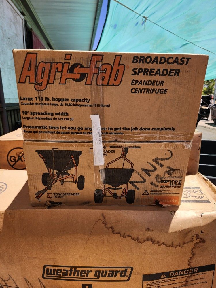 Agri-Fab Towable Broadcast Spreader
