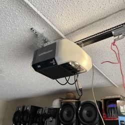 Garage Door Opener 