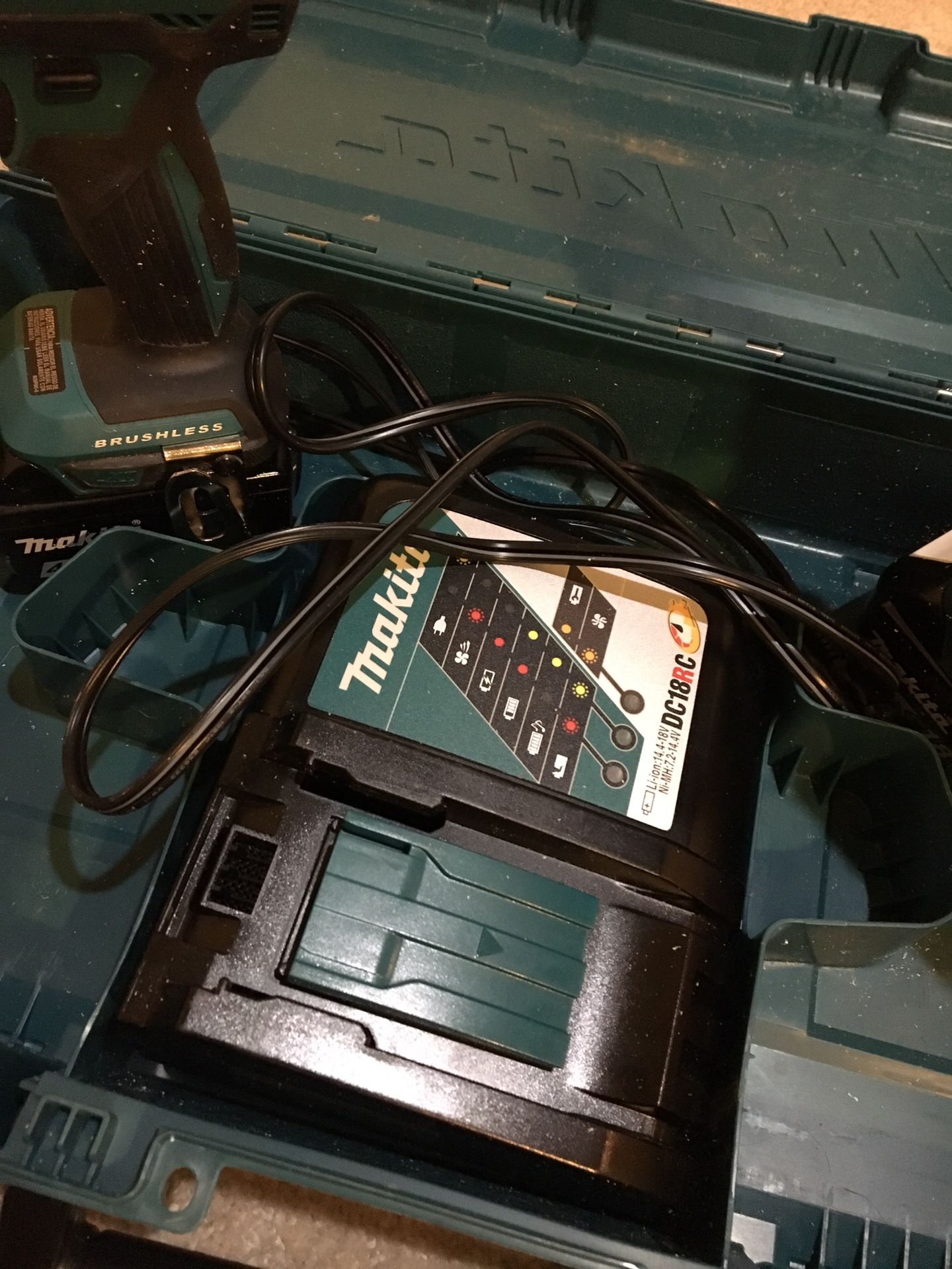 Makita drill set