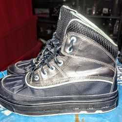 Nike ACG Boots