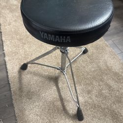 Drum Throne Vintage Yamaha Has Tear On Top Seat.