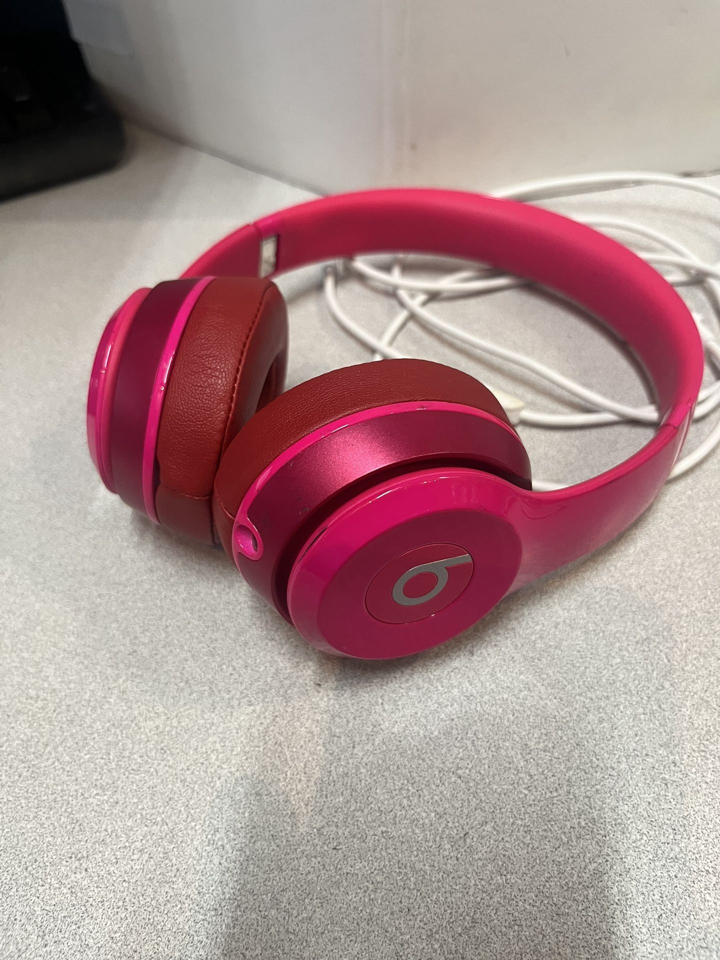 Beats By Dr Dre SOLO 2 Wired On-Ear Head Phones -Hot Pink