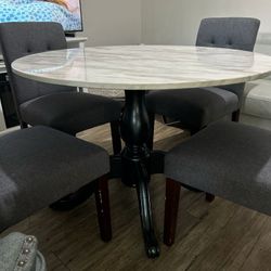 Ikea Table And 4 Chairs 