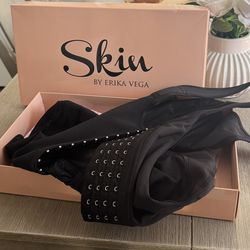 Skin Curvy Faja By Erika Vega