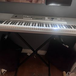 Yamaha Ypg-235 Keyboard
