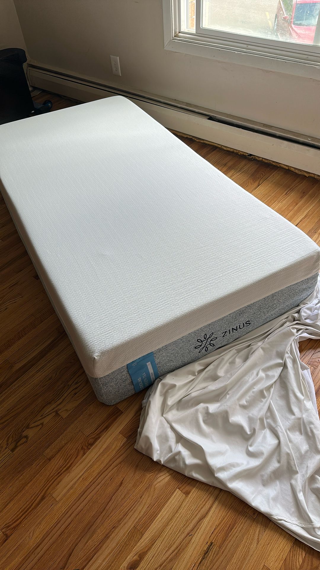 Zinus Cooling Green Tea Memory Foam Mattress - Twin 12”