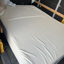Full Size Bed