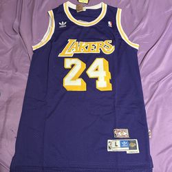 KOBE BRYANT JERSEY (PURPLE THROWBACK) SIZE L