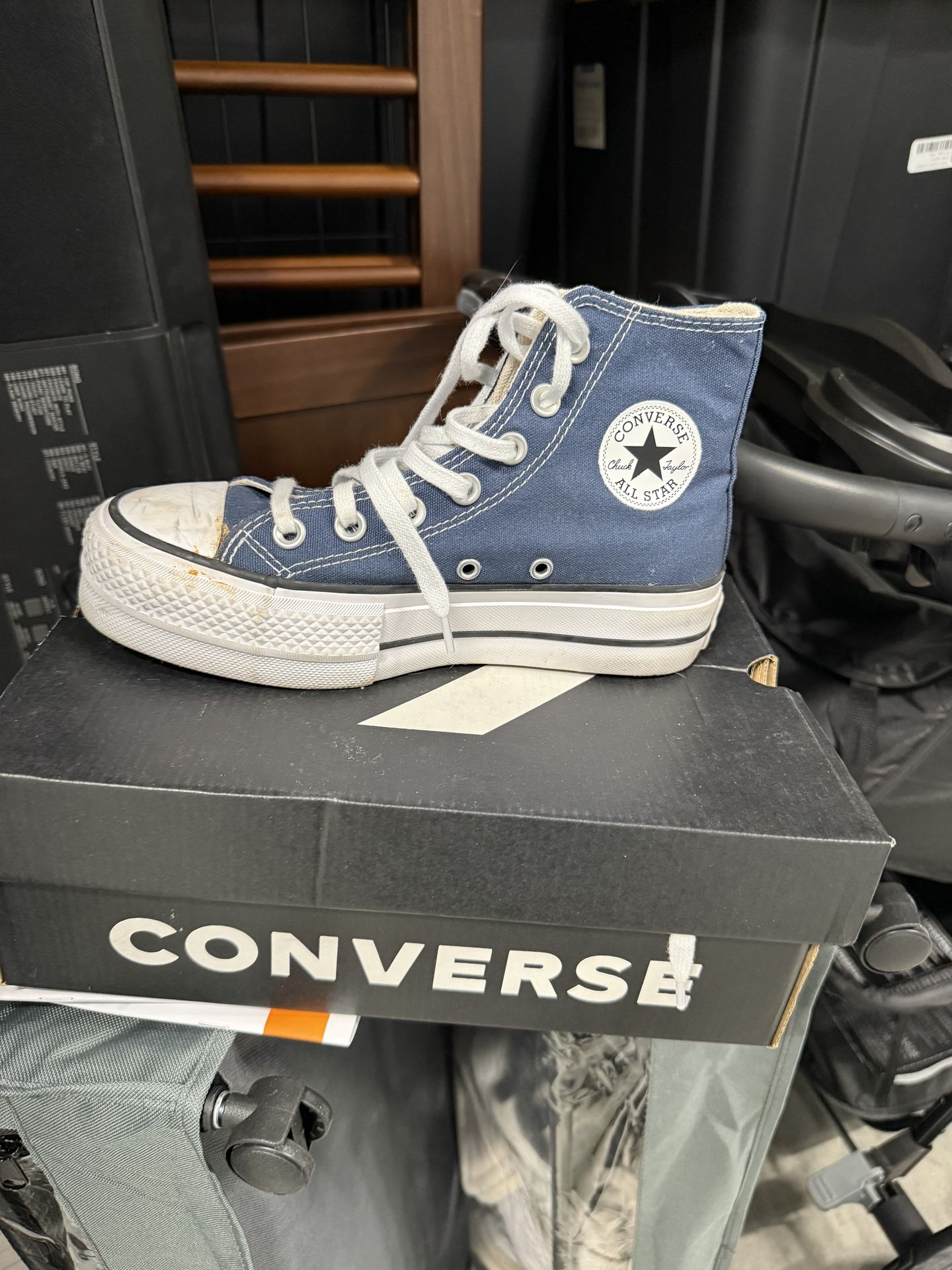 Converse